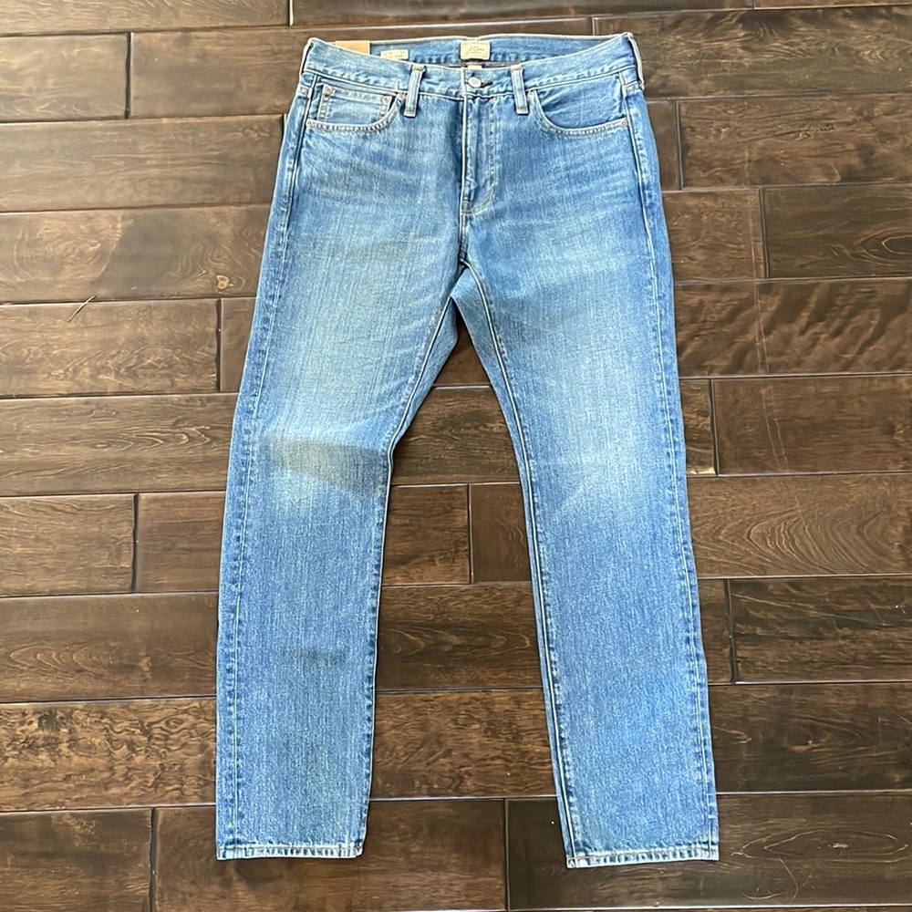 NWT Men’s J. Crew 484 Slim-fit jean in five-year wash